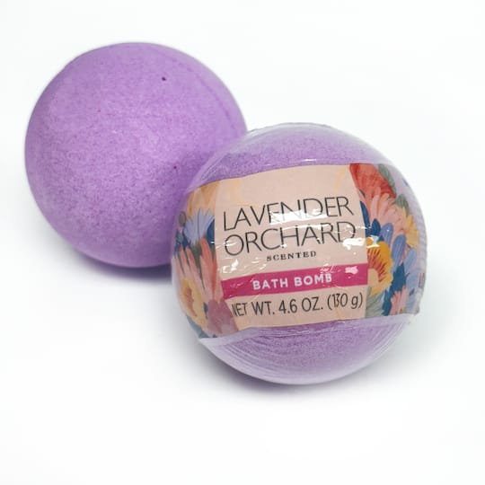 Lavender Orchard Scented Bath Bomb